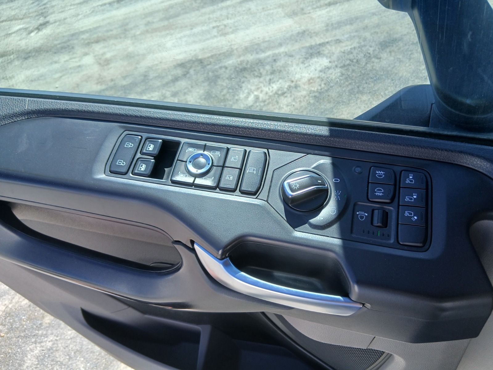 3319-MPB-YS2R6X40009236461-Foto-Extra-11