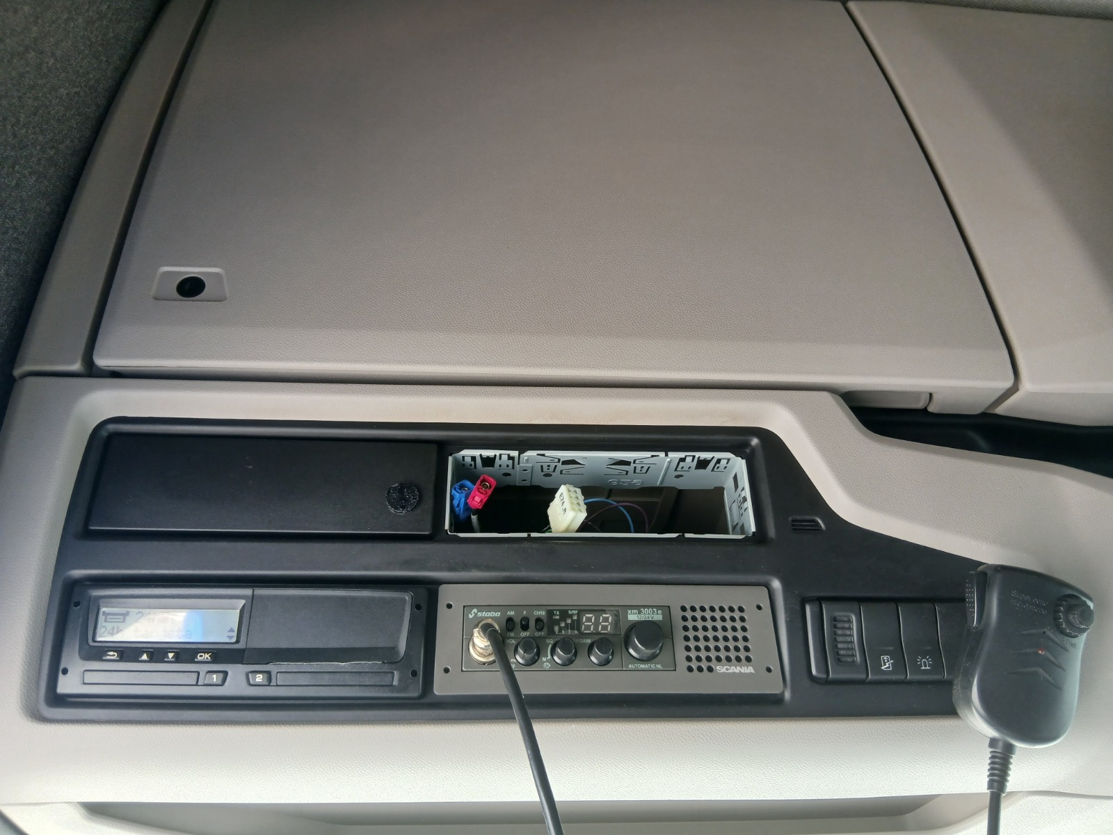 3319-MPB-YS2R6X40009236461-Foto-Extra-7