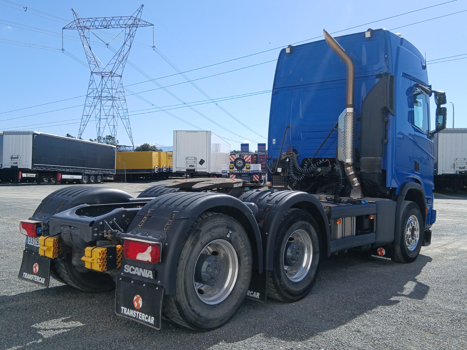 3319-MPB-YS2R6X40009236461-Vista-Trasera-Esq-Der