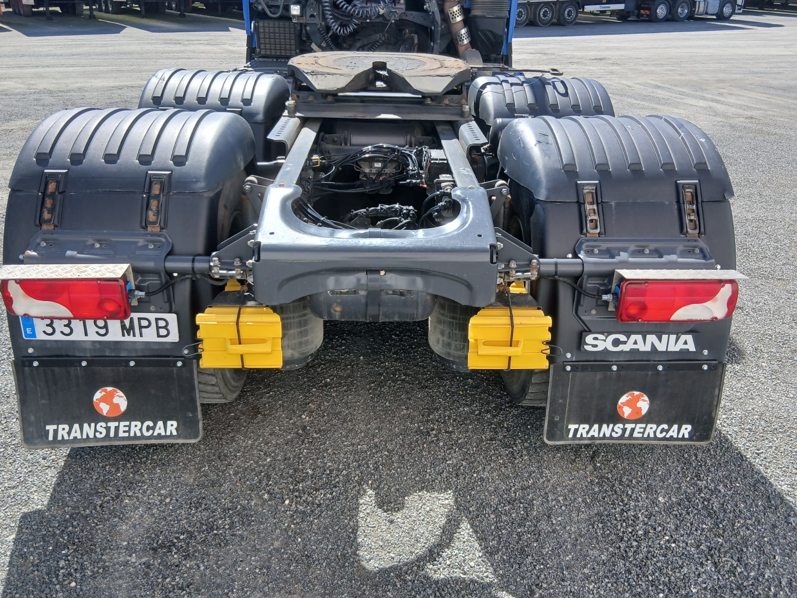 3319-MPB-YS2R6X40009236461-Vista-Trasera