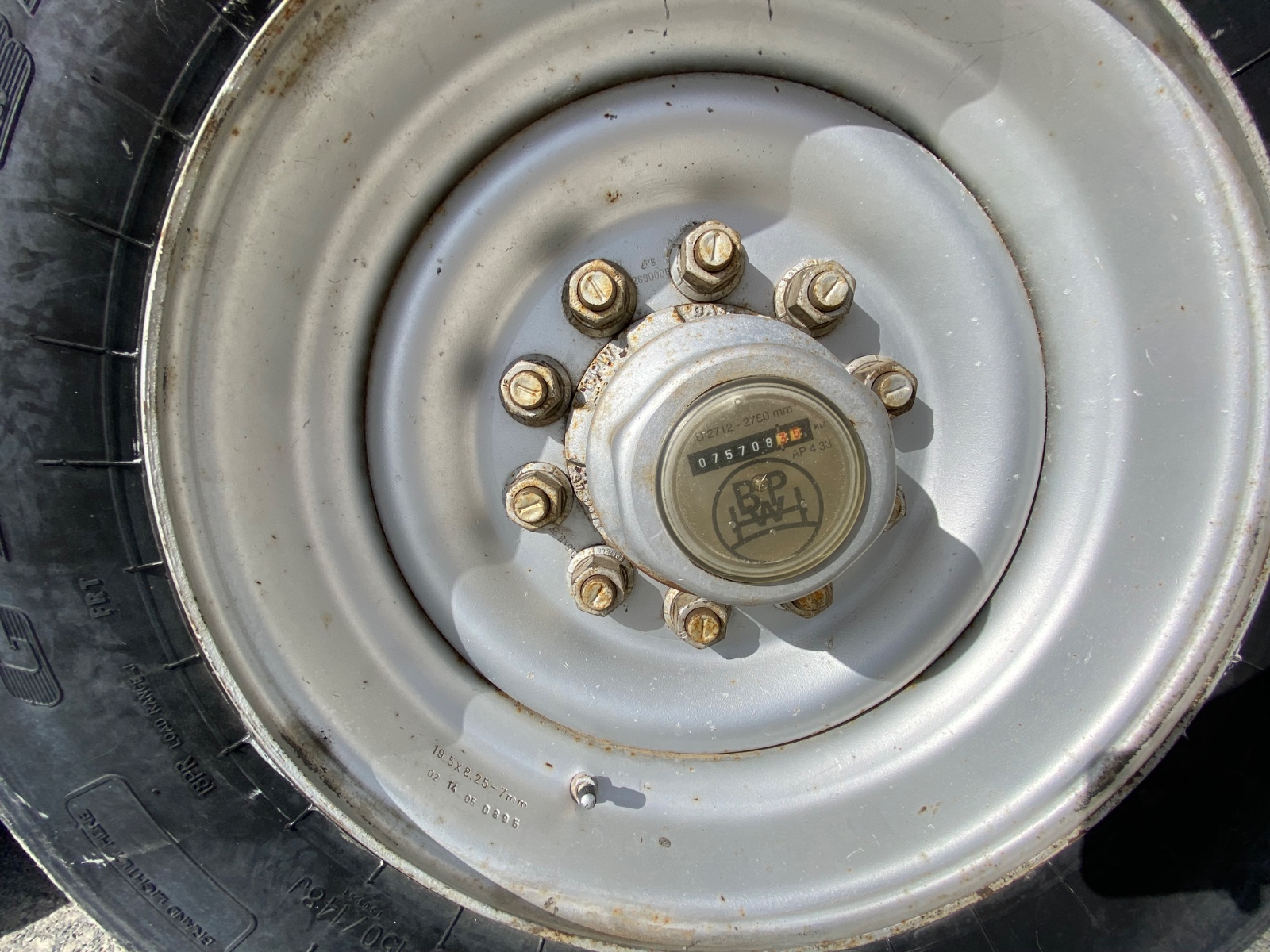 e 9323 bcy xmreur00040000677 foto extra 3