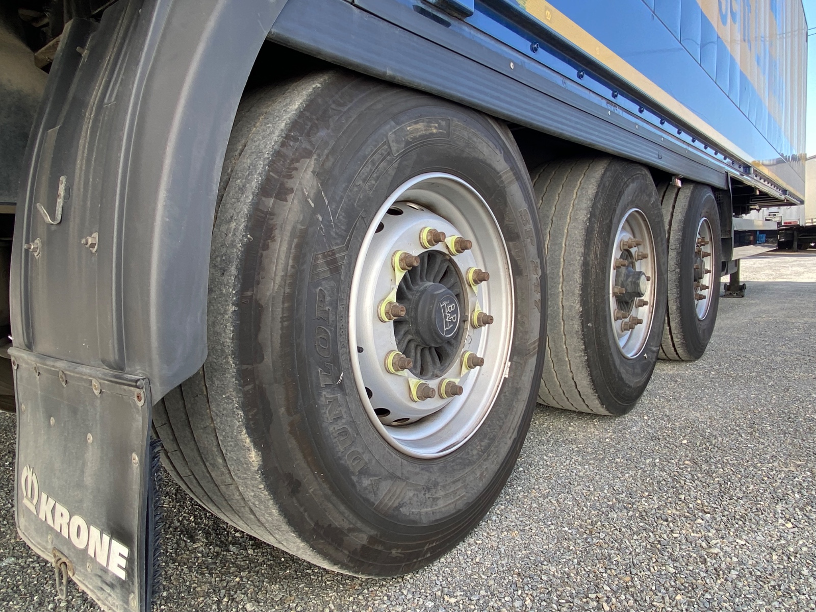 r 1975 bcv wkesd000000712150 foto extra 3