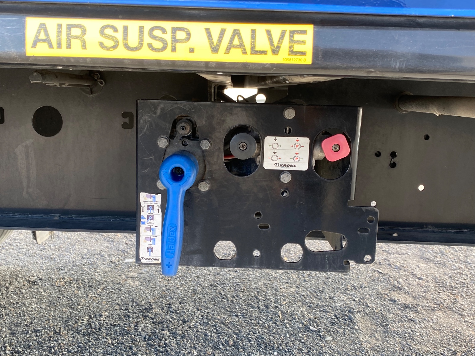 r 1975 bcv wkesd000000712150 foto extra 8