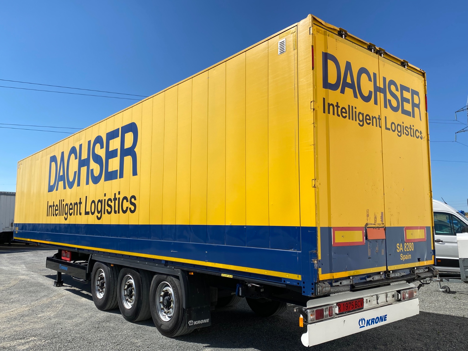 r 1975 bcv wkesd000000712150 vista trasera esq izq