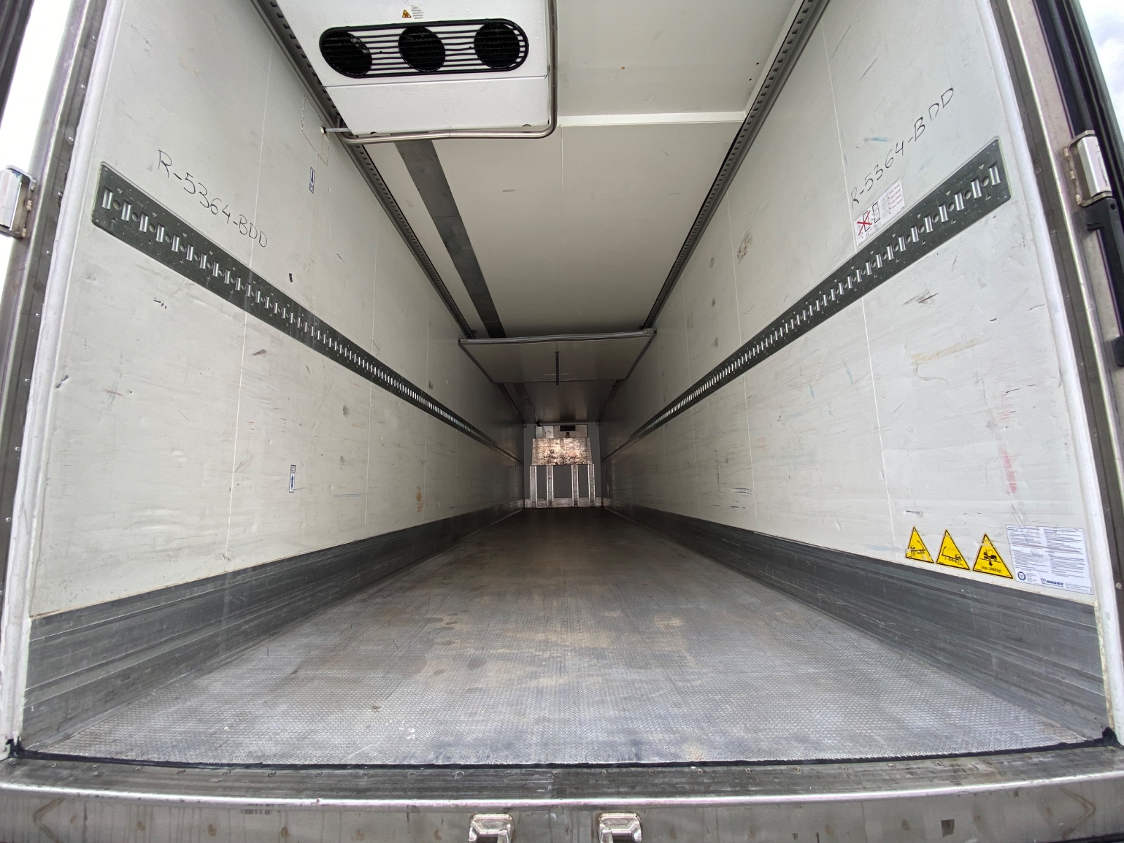 r 5364 bdd wkesd000000905950 vista interior1