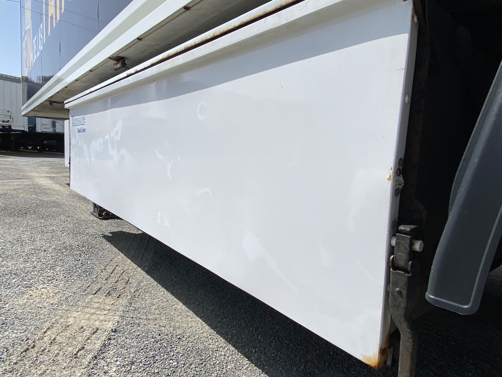 r 8139 bck wkesd000000487846 foto extra 3