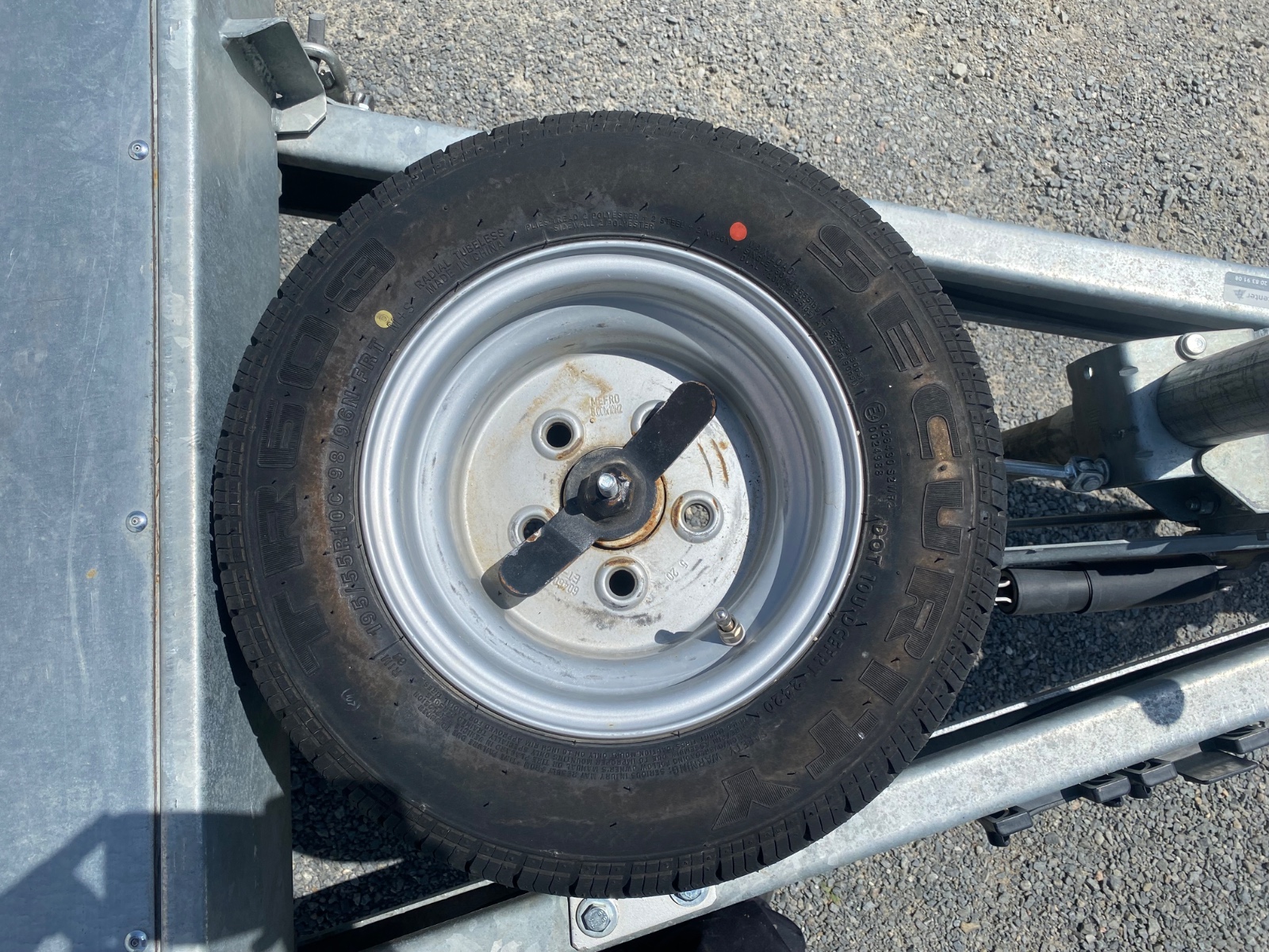 r 9853 bdg tkxatf227lcbb8453 foto extra 4