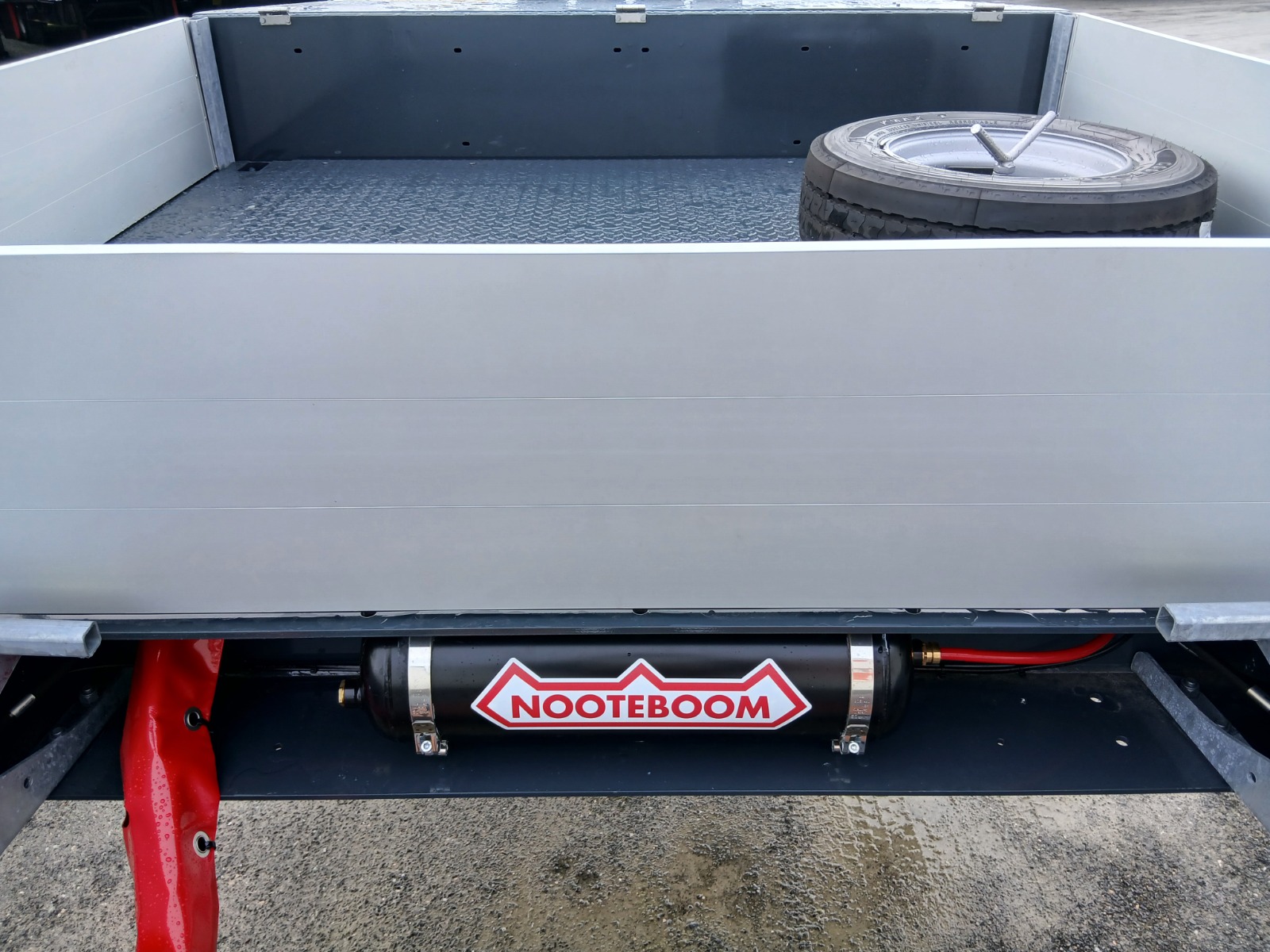 XMREUR000RR000672-Foto-Extra-5