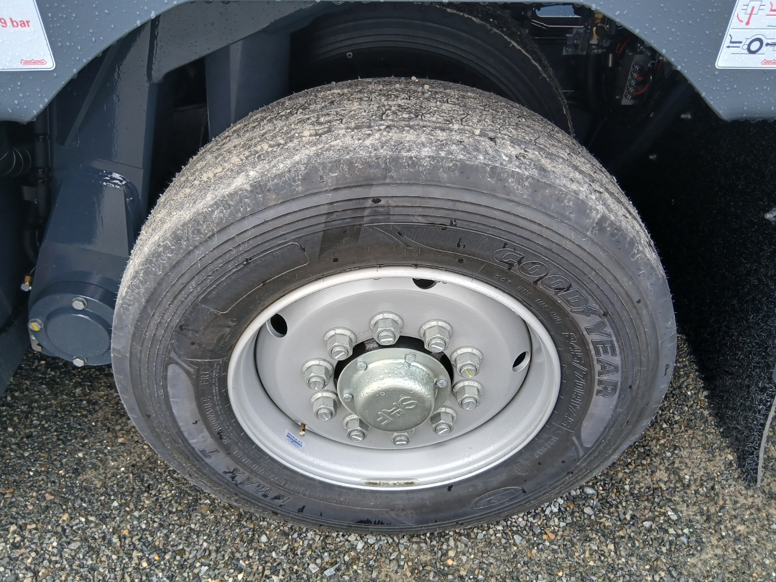 XMREUR000RR000672-Foto-Extra-6