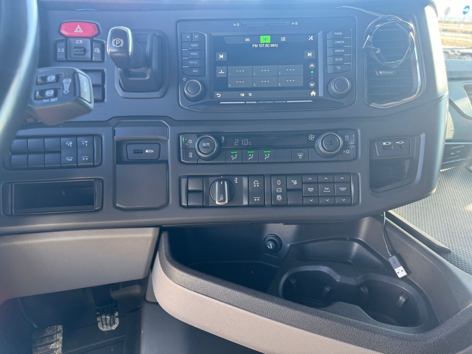 YS2S6X20005543745-Foto-Extra-6