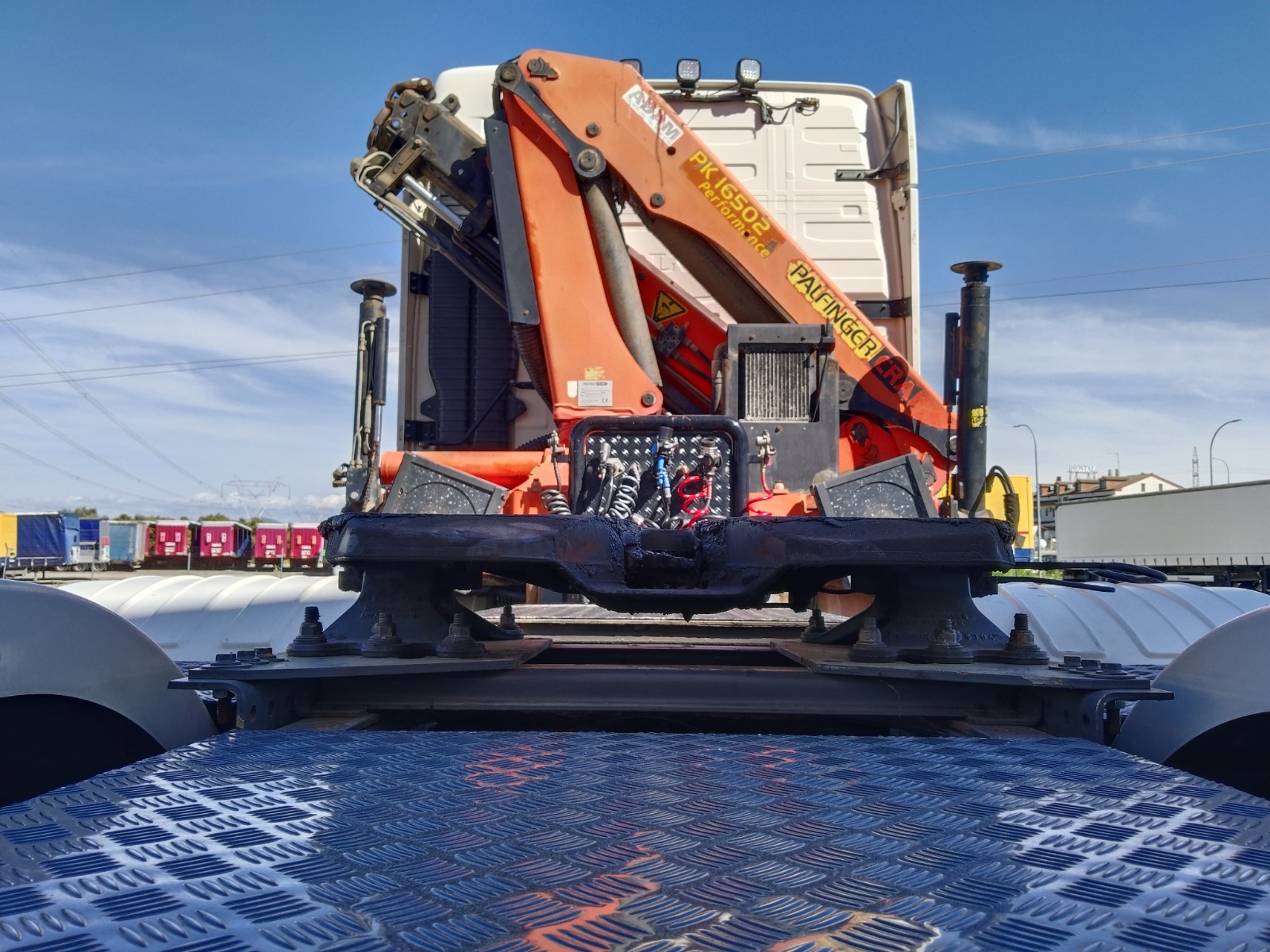 YV2RT40C3HB822233-Foto-Extra-9