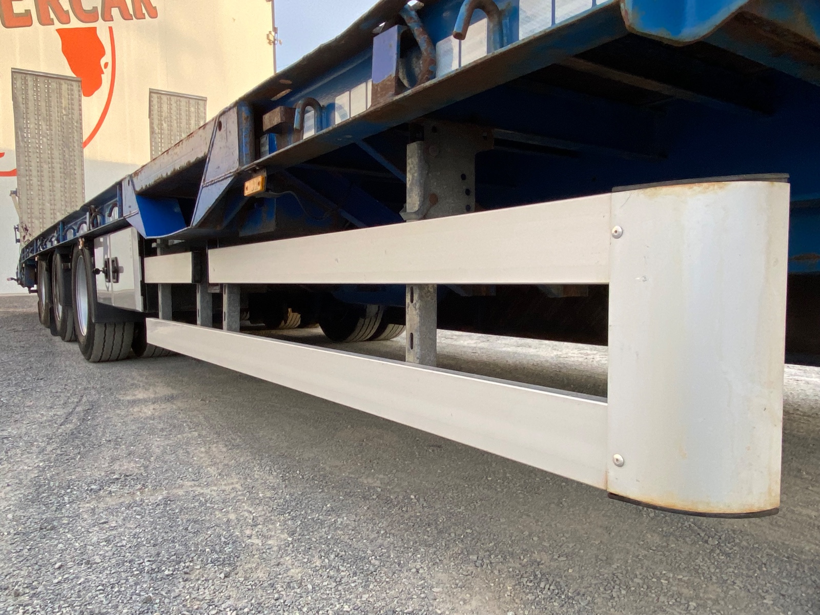 ma 02762 r 13186 foto extra 3