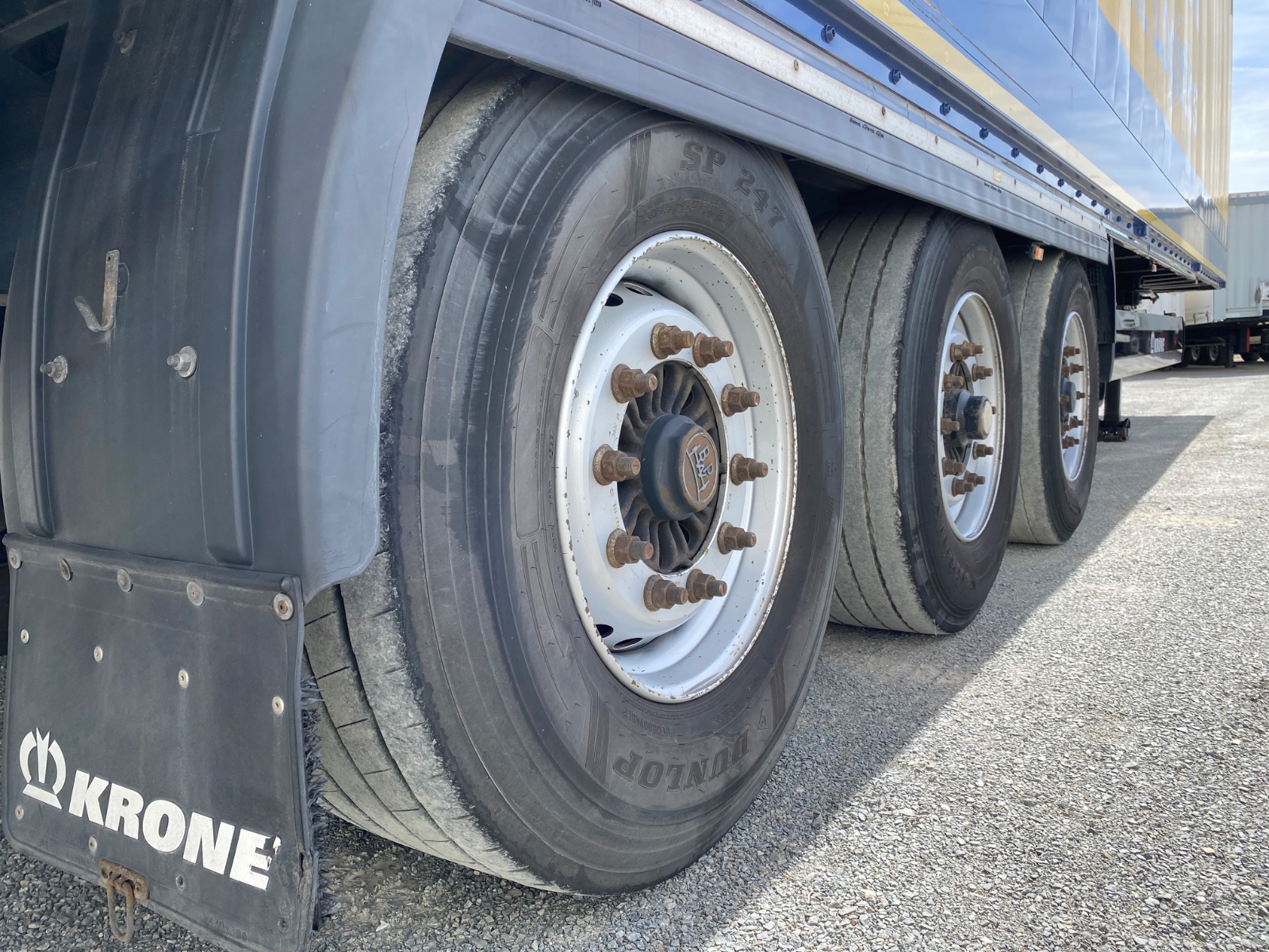 r 1910 bcv wkesd000000712110 foto extra 3