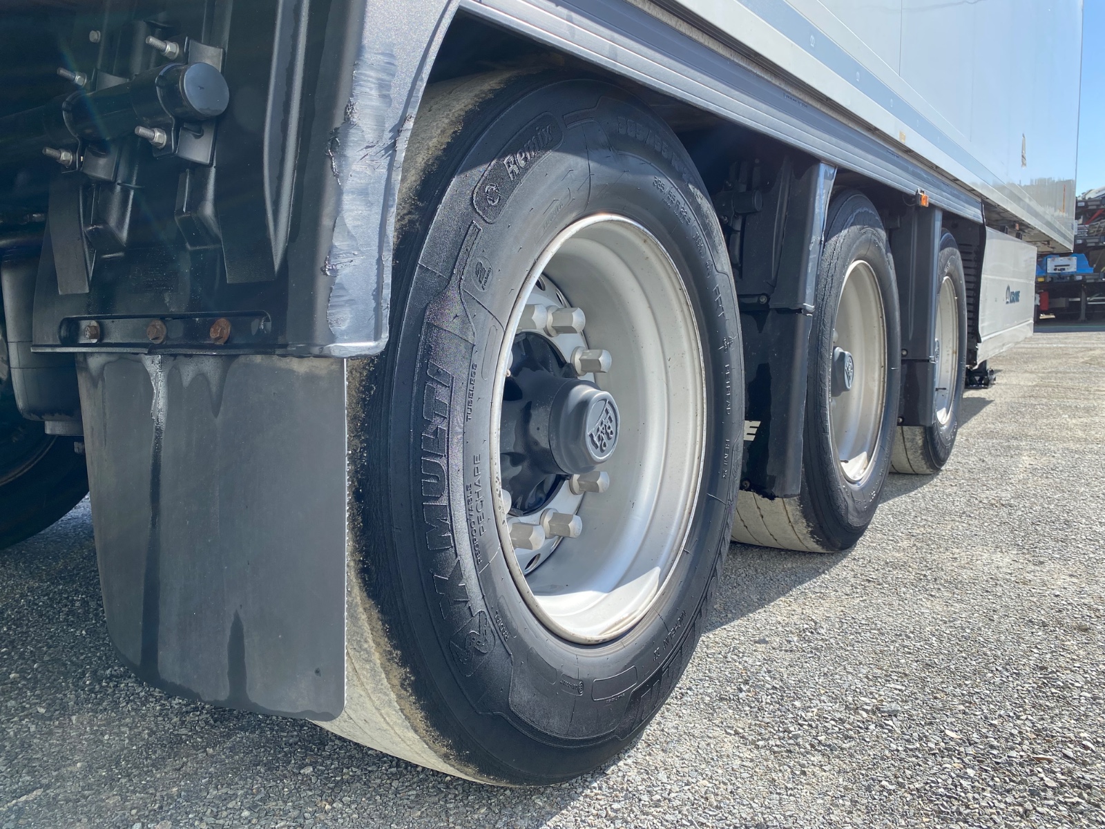 r 5065 bdf wkesd000000932911 foto extra 3