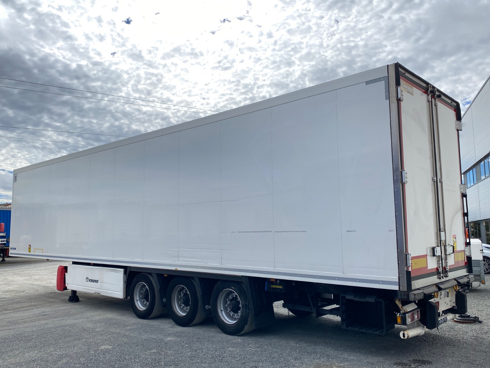 r 5070 bdf wkesd000000932914 vista trasera esq izq