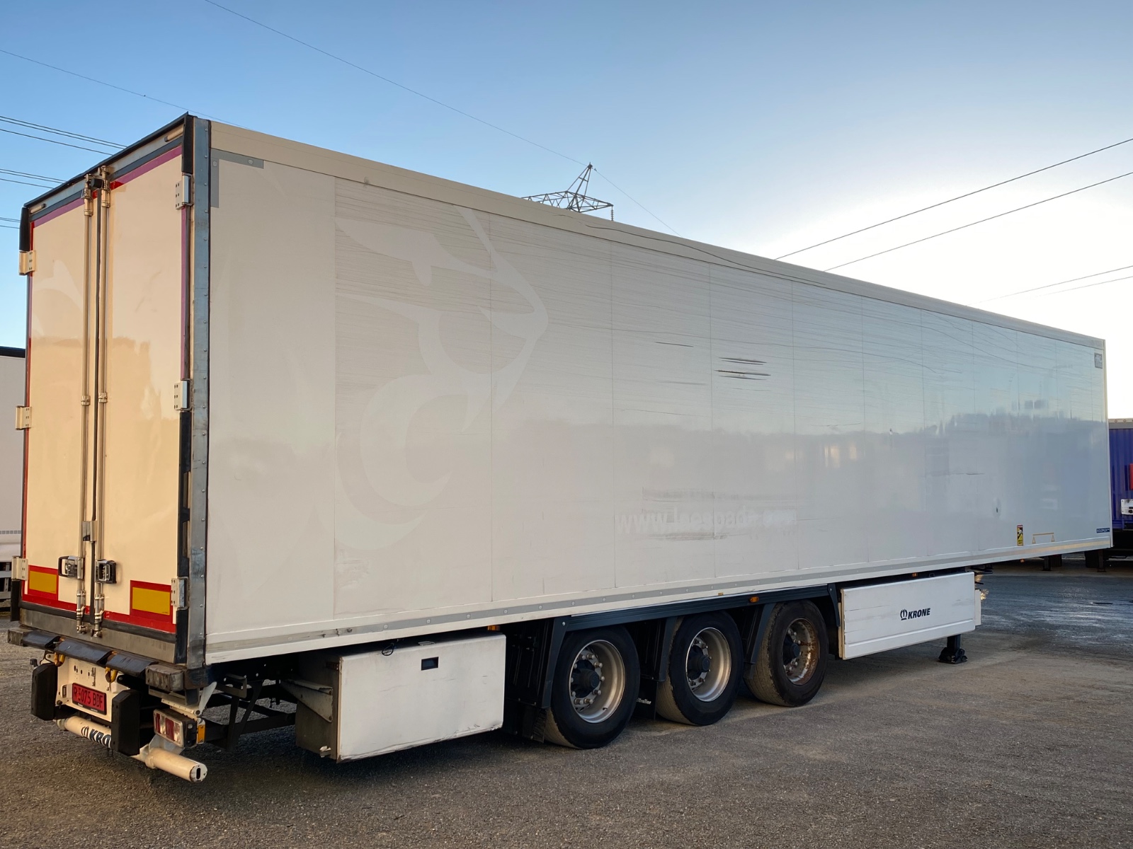 r 5075 bdf wkesd000000932917 vista trasera esq der