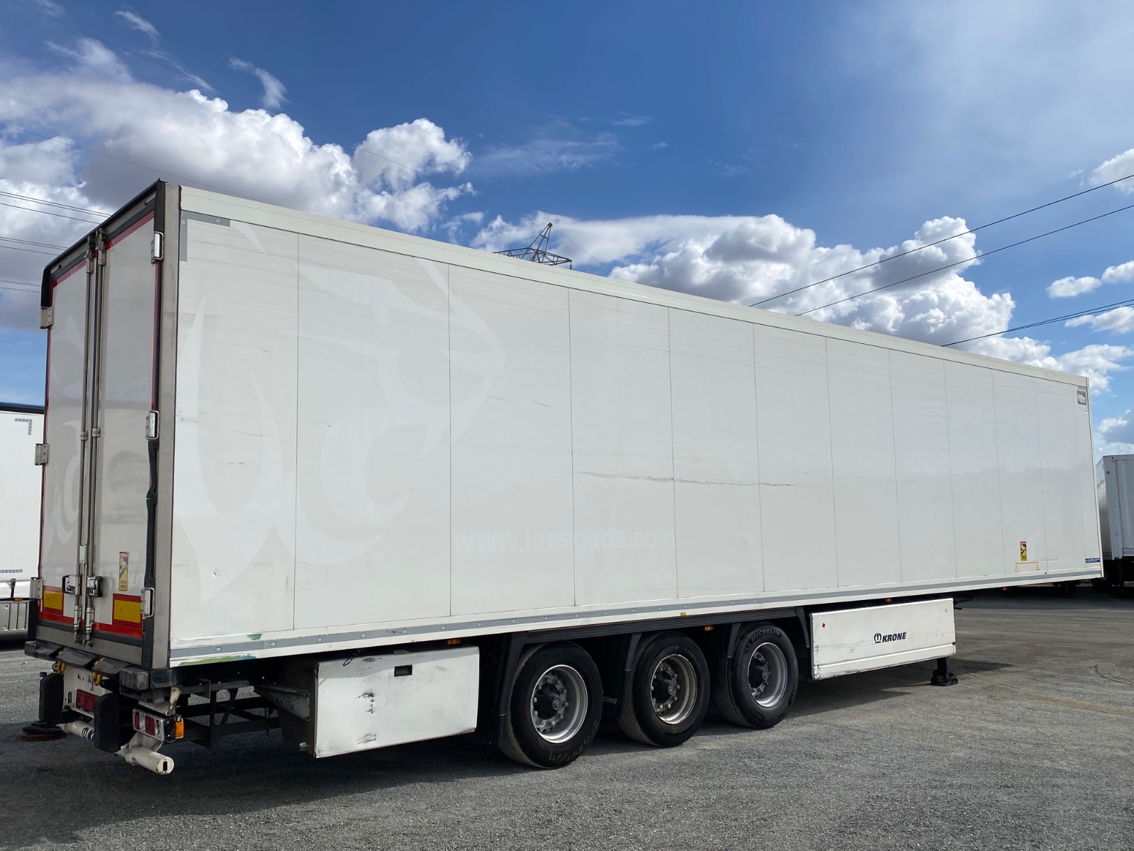 r 5097 bdf wkesd000000932924 vista trasera esq der