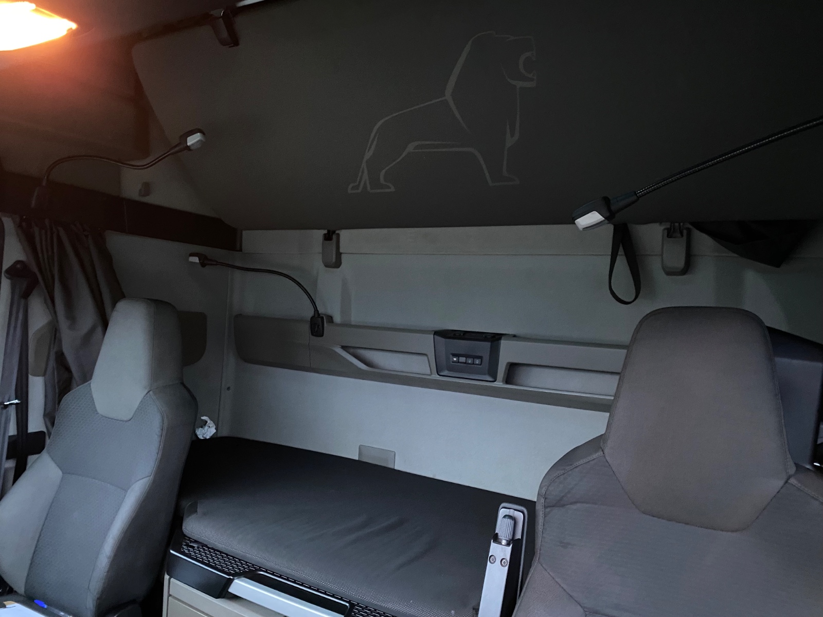 wma13kzz9mp160631 vista interior