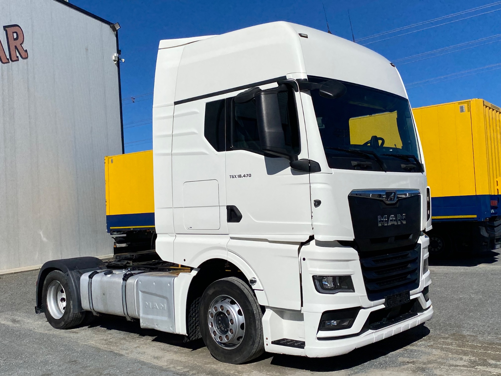 wma13kzzxnp174264 vista frontal esq der