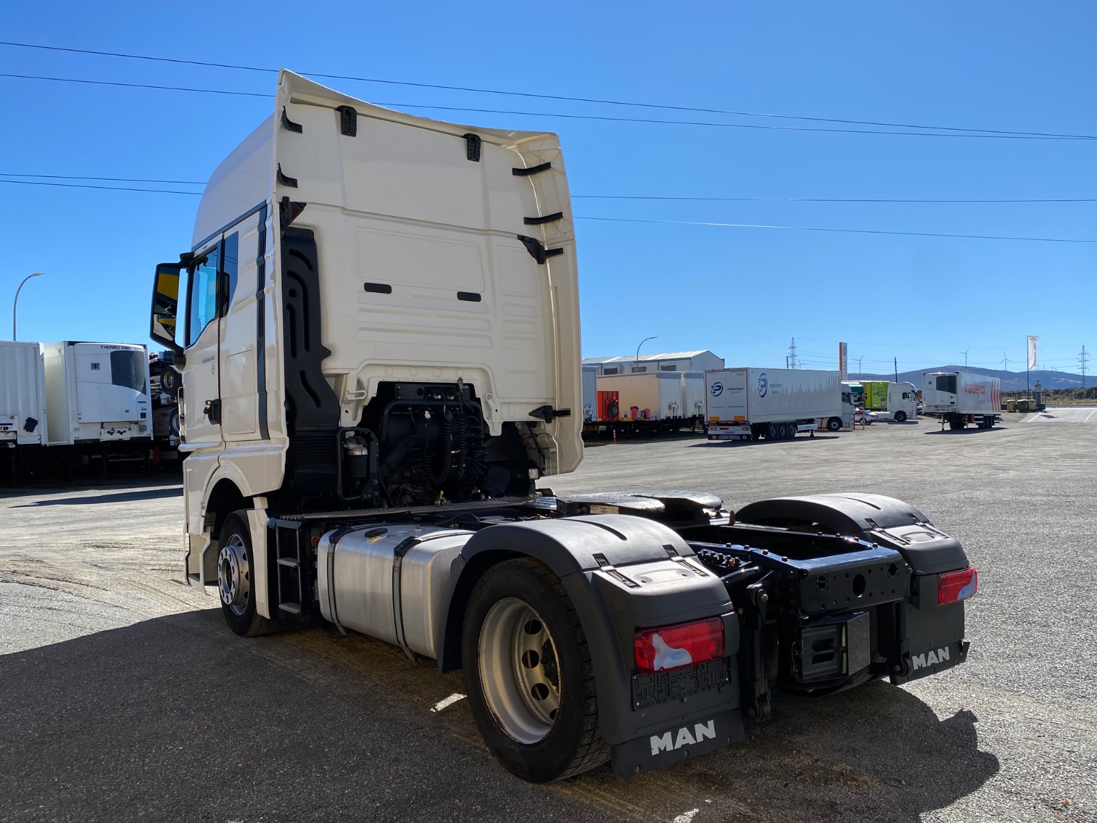 wma13kzzxnp174264 vista trasera esq izq