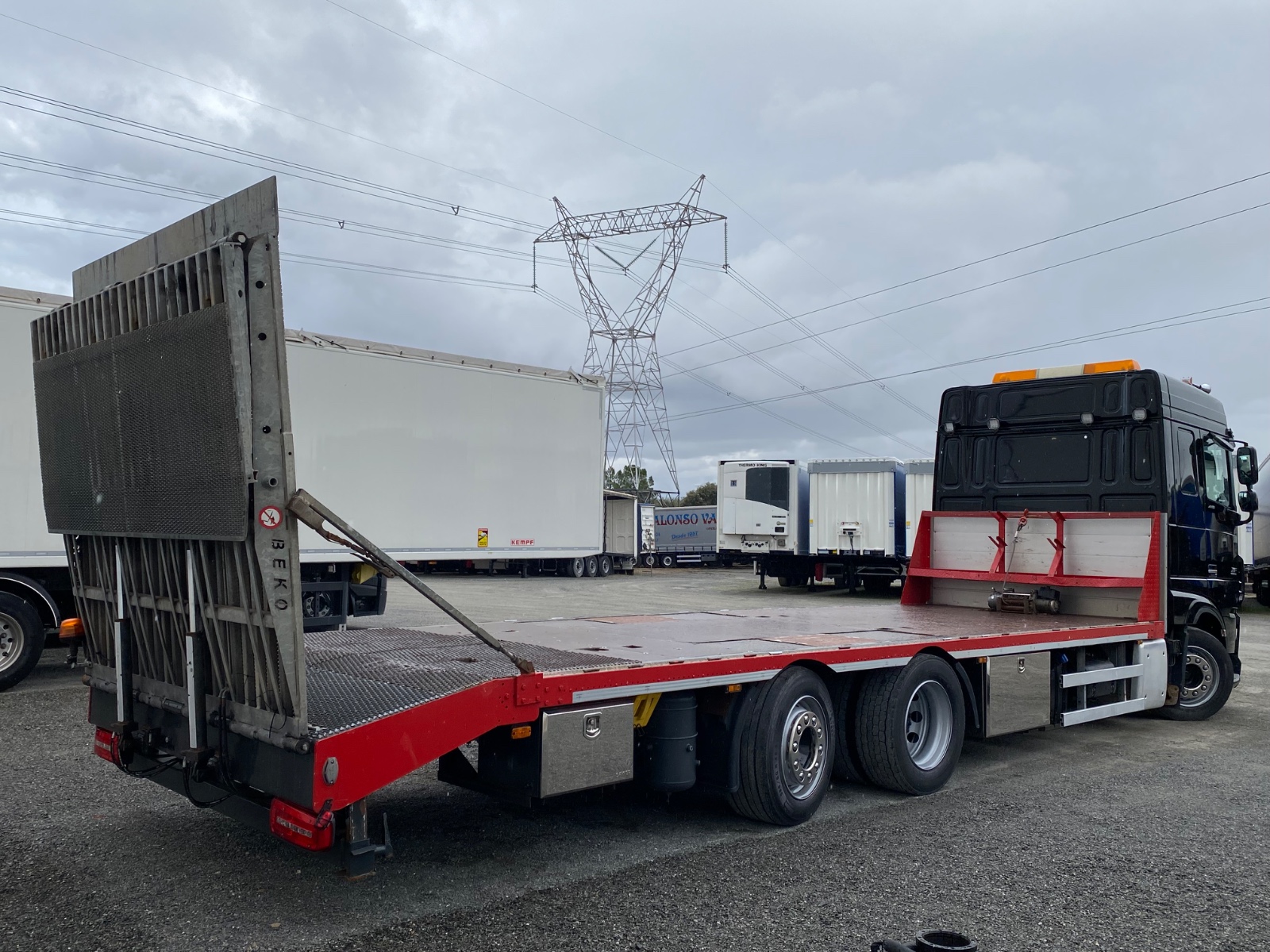 xlrash4100g168474 vista trasera esq der