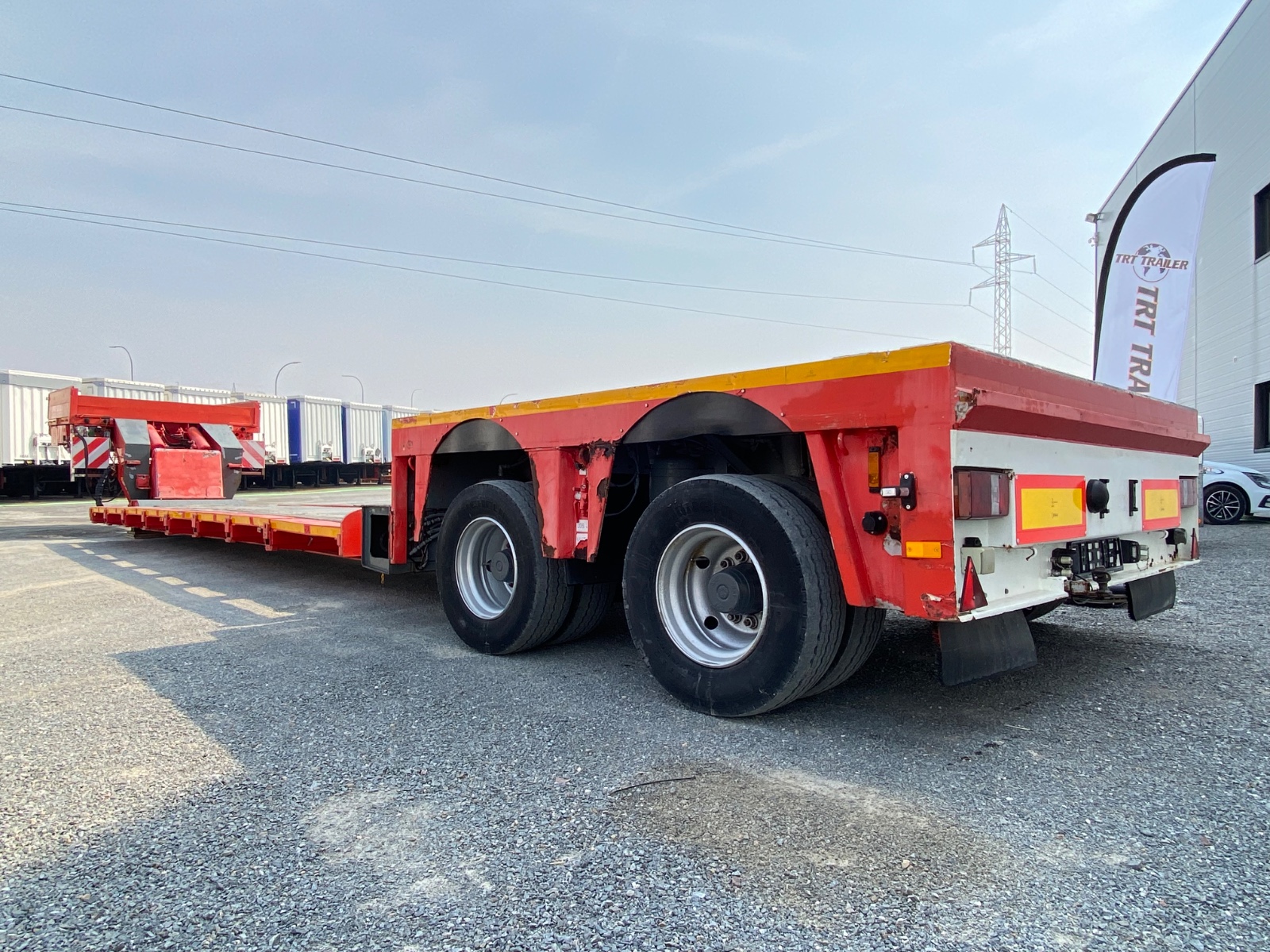 xmreur000x0000001 vista trasera esq izq