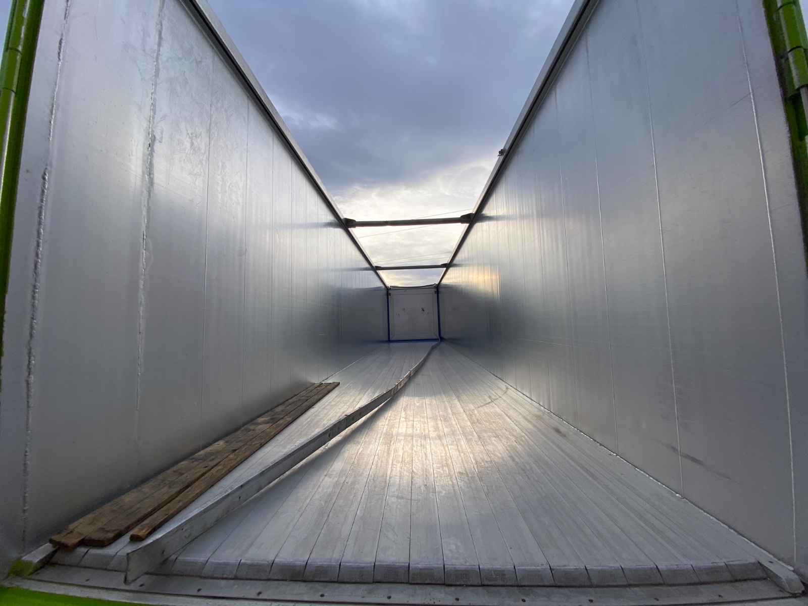 xpnk0c200ld074012 vista interior