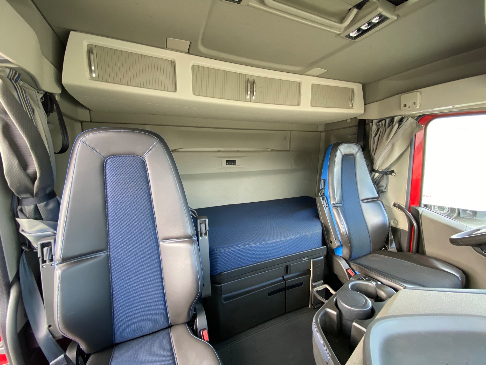 yv2rt40d8ma879097 foto extra 14